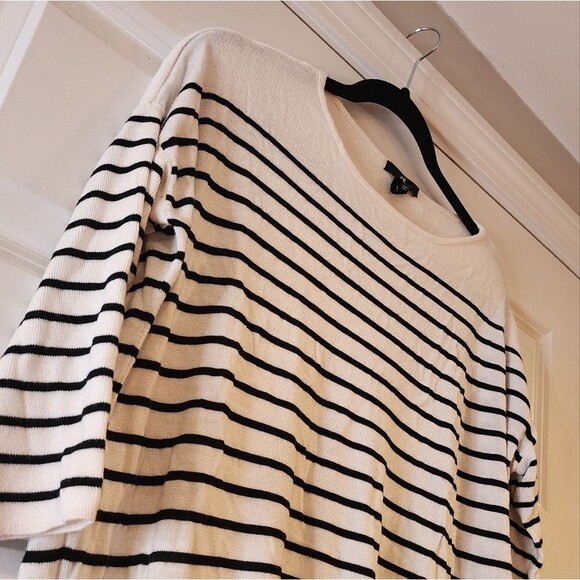 H&M black and white striped lightweight elbow length sleeve top XS - Picture 2 of 4